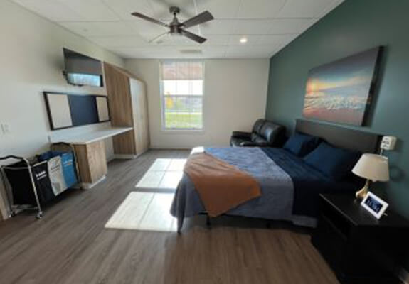 Picture of a patient room at the neuro transitional center